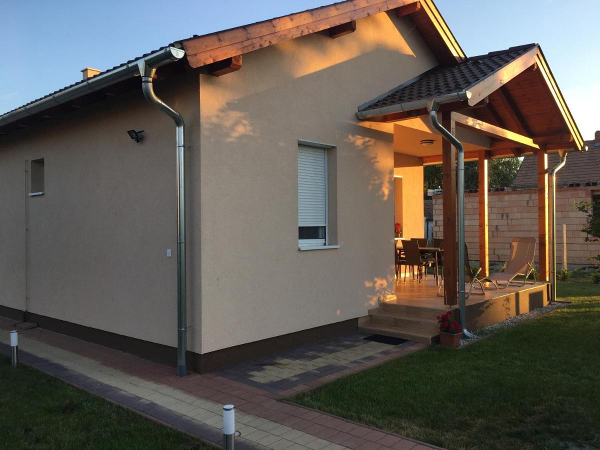 Vila Konrad Apartman Balatonmáriafürdő Exteriér fotografie