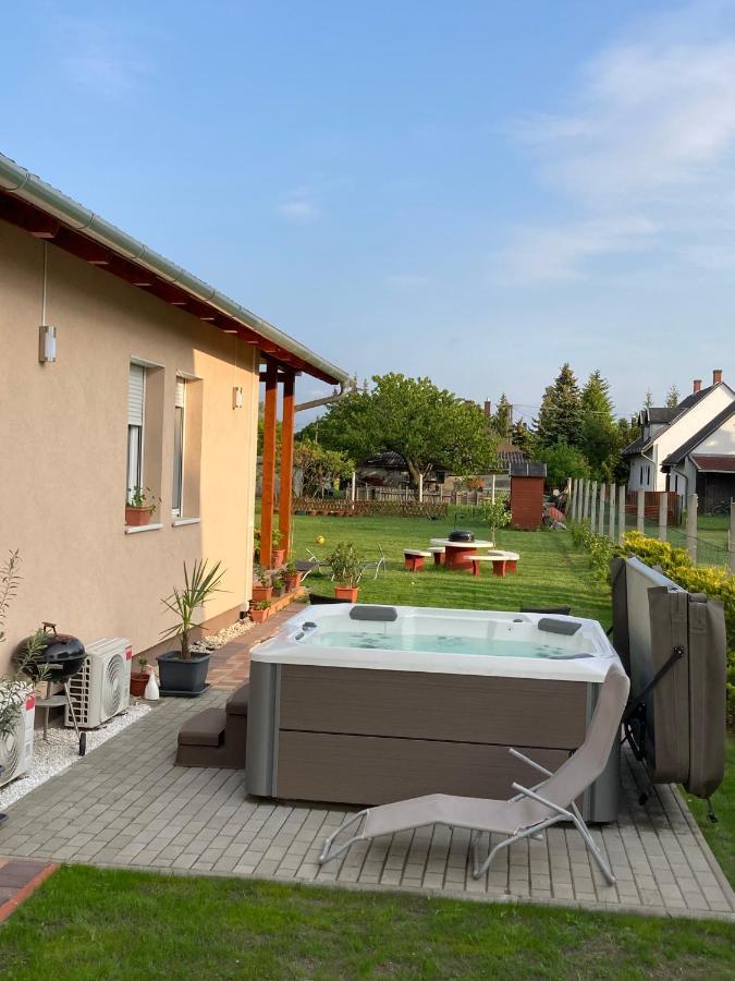 Vila Konrad Apartman Balatonmáriafürdő Exteriér fotografie